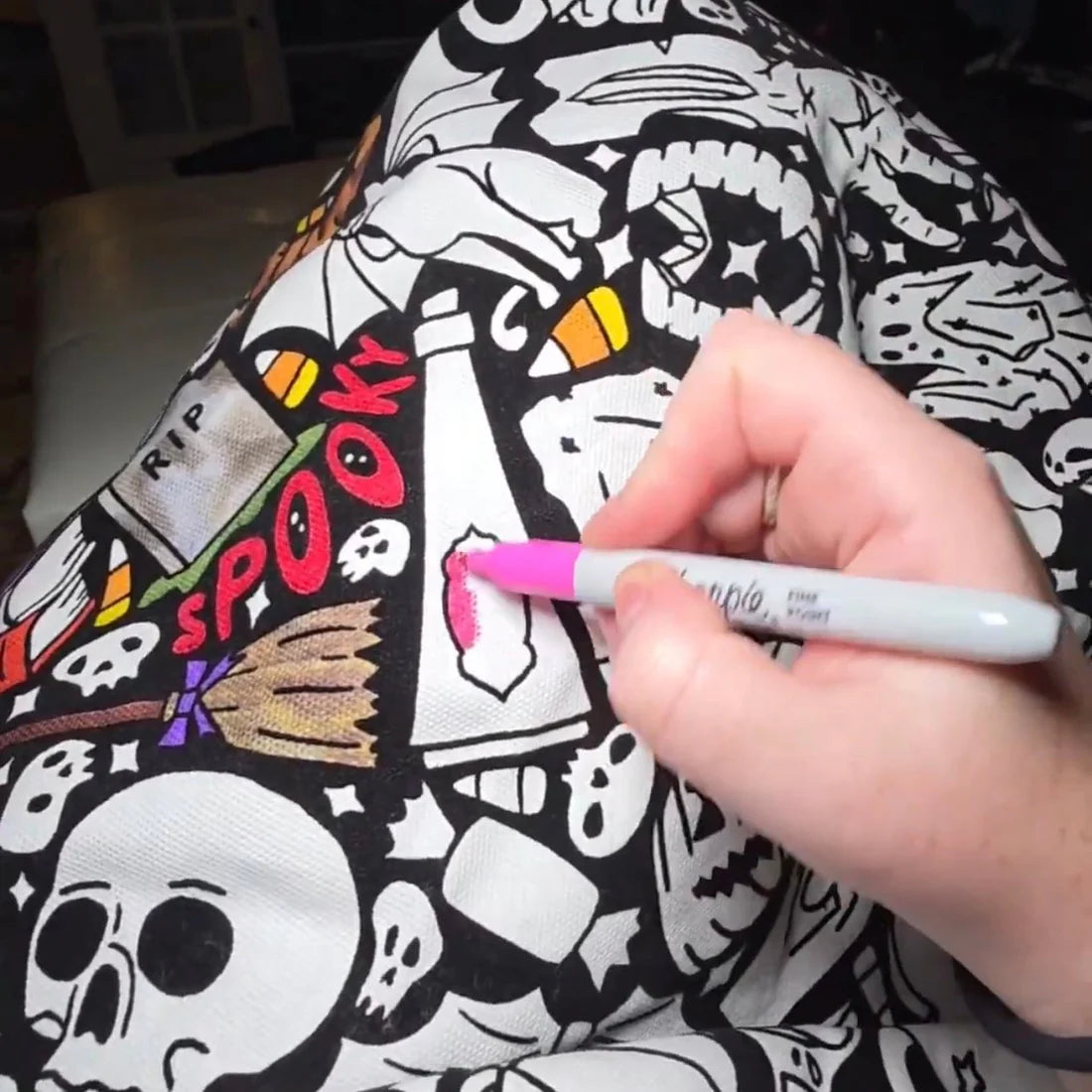 Nuvia™ Coloring Blanket